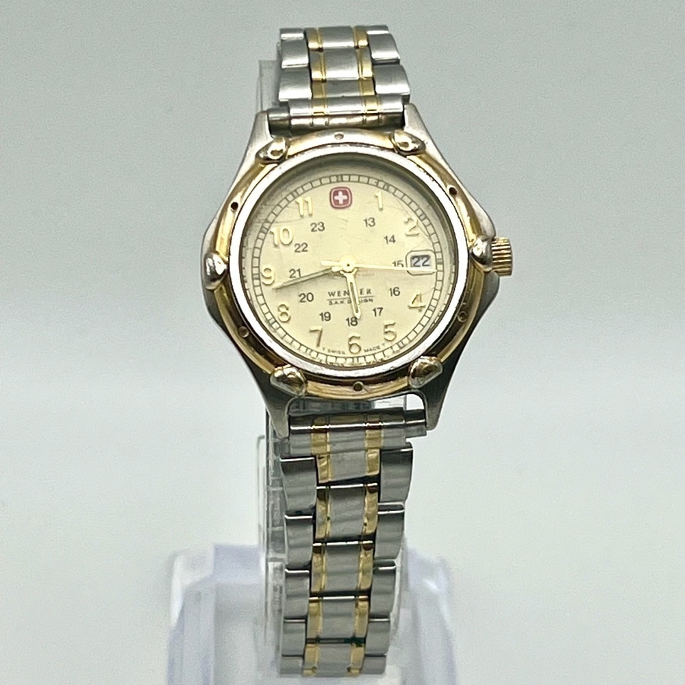 Vintage 90’s Wenger Diver SAK Design Silver and off  White Ladies Watch Working